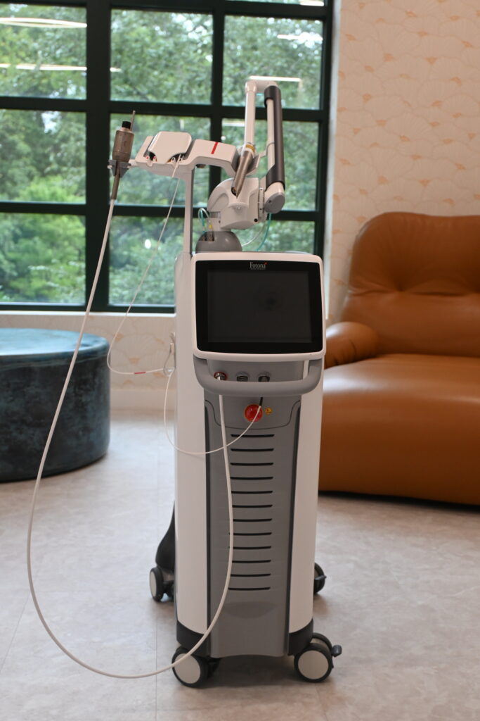 Fotona dental laser system used for minimally invasive laser periodontal therapy and gum disease treatment.